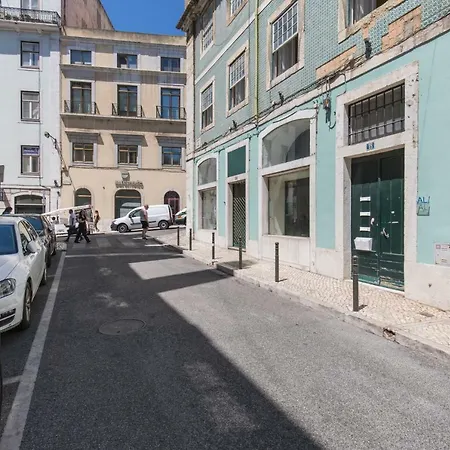 Blue Tiles In Center Apartman *