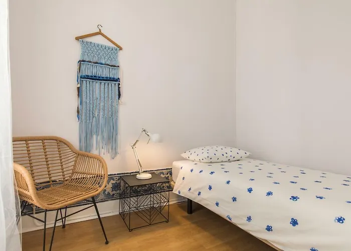 Blue Tiles In Center Διαμέρισμα *